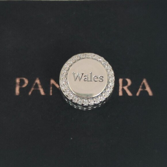 Pandora Wales Flag Bead Charm Bracelet Pendant S925 Silver with box - Picture 2 of 7
